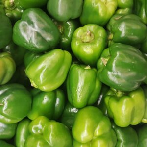 Los mejores pimientos verdes para asar de la huerta de Sanlúcar de Barrameda. Verduras frescas online. Mercados de Cádiz venta online, te lo llevamos a casa.