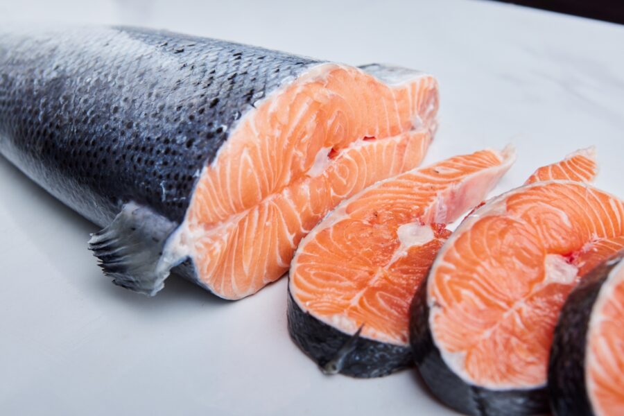 Salmón noruego fresco Salmon entero6900