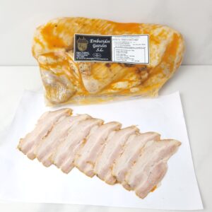 Descubre los auténticos Chicharrones Especiales de Cádiz en mercadosdecadiz.com. Deliciosamente crujientes y llenos de sabor, te transportarán a la región con cada bocado. ¡Ordénalos ahora y disfruta de la tradición y autenticidad de Cádiz en casa!