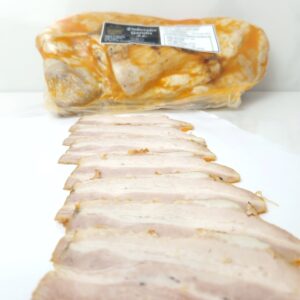 Descubre los auténticos Chicharrones Especiales de Cádiz en mercadosdecadiz.com. Deliciosamente crujientes y llenos de sabor, te transportarán a la región con cada bocado. ¡Ordénalos ahora y disfruta de la tradición y autenticidad de Cádiz en casa!