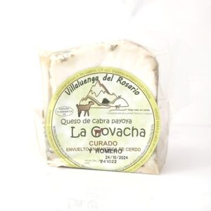 ¡Descubre el Queso de Cabra Payoya curado al romero de La Covacha en MercadosdeCádiz.com! Disfruta de su exquisito sabor y aprovecha sus beneficios para la salud. Nuestro queso artesanal, elaborado con cabra Payoya de calidad excepcional, se cura con romero fresco para ofrecerte una experiencia gustativa única. Cada bocado combina suavidad y carácter robusto, transportándote a la hermosa región de Cádiz. Además de su delicioso sabor, el queso de cabra Payoya curado al romero es rico en proteínas, calcio y nutrientes esenciales, brindándote una opción nutritiva y sabrosa. En MercadosdeCádiz.com, te ofrecemos la comodidad de adquirir este queso excepcional desde tu hogar. Con nuestro servicio a domicilio, te llevamos directamente el Queso de Cabra Payoya curado al romero de La Covacha, para que disfrutes de su calidad sin complicaciones. Ya sea solo, en una tabla de quesos o como ingrediente en tus platos favoritos, nuestro queso de cabra Payoya curado al romero elevará tus comidas. Su versatilidad lo convierte en el compañero perfecto para vinos, mermeladas y panes artesanales, brindándote una experiencia gourmet en cada ocasión. No te pierdas la oportunidad de probar el Queso de Cabra Payoya curado al romero de La Covacha. Visita MercadosdeCádiz.com hoy y disfruta de su excepcional sabor y beneficios para la salud. ¡Te transportarás a los sabores únicos de Cádiz en cada bocado!