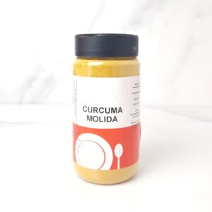 ¡Descubre el toque dorado para tus comidas y tu salud! En mercadosdecadiz.com, te ofrecemos nuestra exquisita cúrcuma molida. Su cálido sabor y vibrante color transformarán tus platos en delicias gastronómicas. Además, su poderosa curcumina te brindará beneficios antioxidantes y antiinflamatorios. ¡Ordénala ahora y disfruta de sus múltiples beneficios! Servicio a domicilio para tu comodidad.